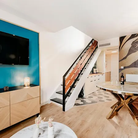 Bright 2-bedroom Duplex Near Gare Saint-jean With Parking Apartment Bordeaux