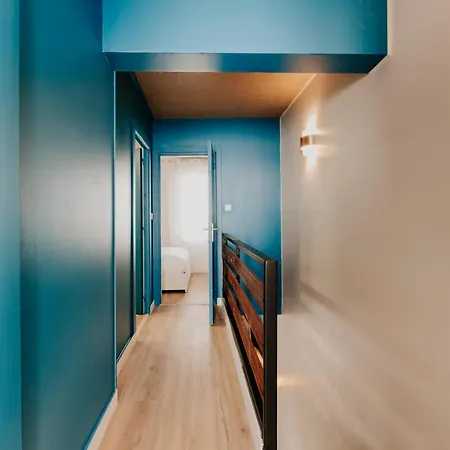 Bright 2-bedroom Duplex Near Gare Saint-jean With Parking Apartment Bordeaux