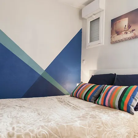 Free Parking - Self Checkin - Wifi - Panoramique Terrasse - Duplex Saint Jean - Superbordeaux *