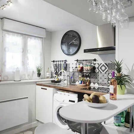Free Parking - Self Checkin - Wifi - Panoramique Terrasse - Duplex Saint Jean - Superbordeaux * Bordeaux