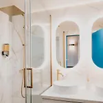 Apartmán Bright 2-bedroom Duplex Near Gare Saint-jean With Parking