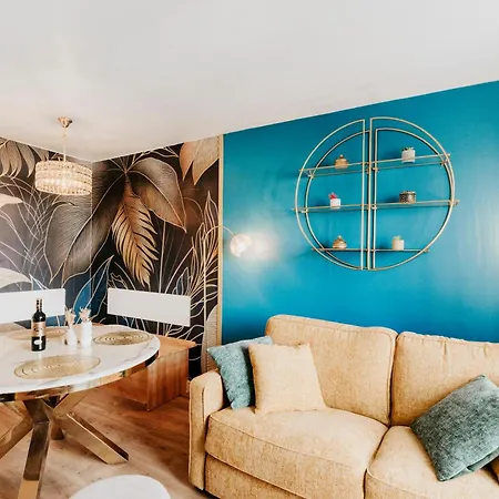Bright 2-bedroom Duplex Near Gare Saint-jean With Parking Apartmán