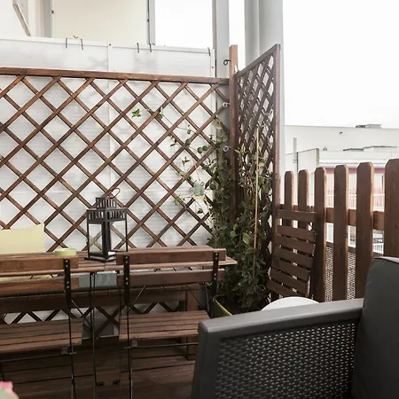 Bright 2-bedroom Duplex Near Gare Saint-jean With Parking